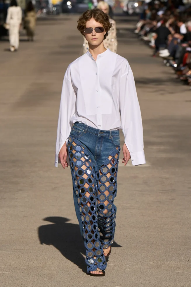 00034-stella-mccartney-spring-2024-ready-to-wear-credit-gorunway