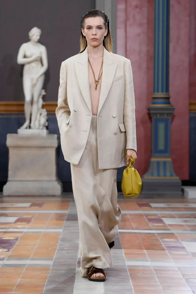 00036-valentino-spring-2024-ready-to-wear-credit-brand