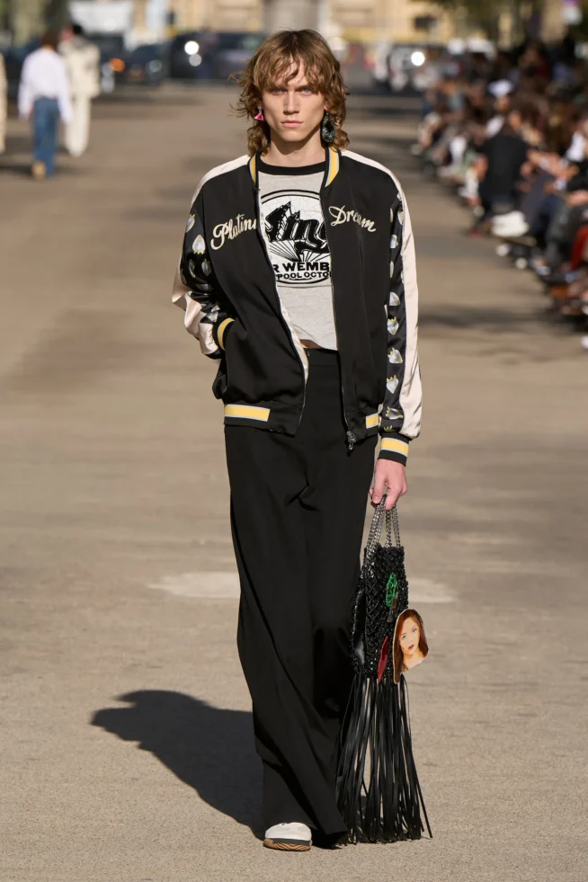 00038-stella-mccartney-spring-2024-ready-to-wear-credit-gorunway