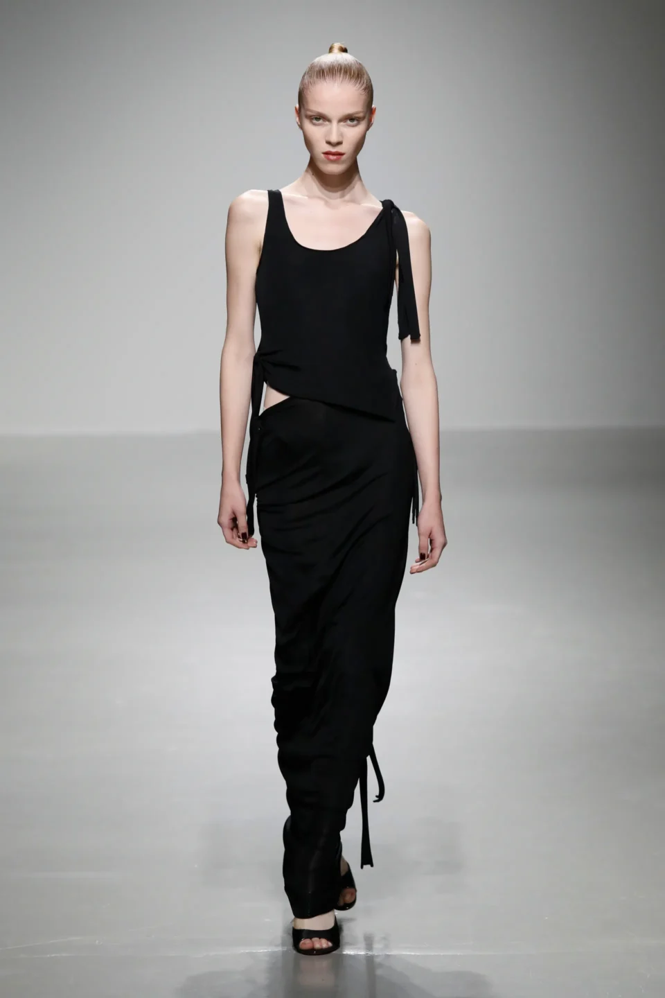 00039-atlein-spring-2024-ready-to-wear-credit-brand