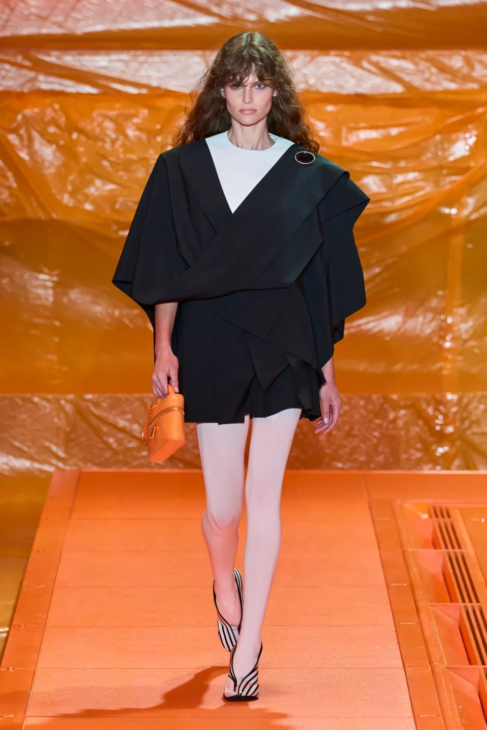 00040-louis-vuitton-spring-2024-ready-to-wear-credit-gorunway