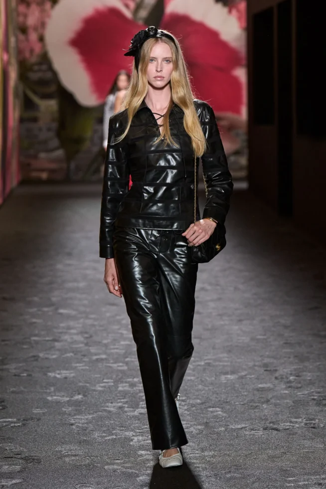 00041-chanel-spring-2024-ready-to-wear-credit-gorunway