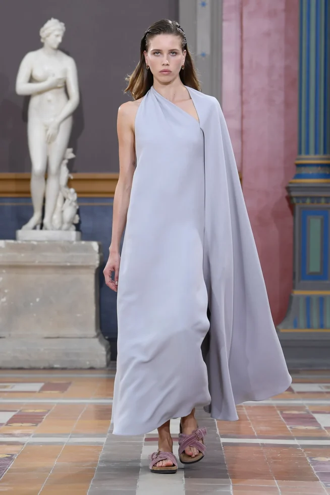 00042-valentino-spring-2024-ready-to-wear-credit-brand
