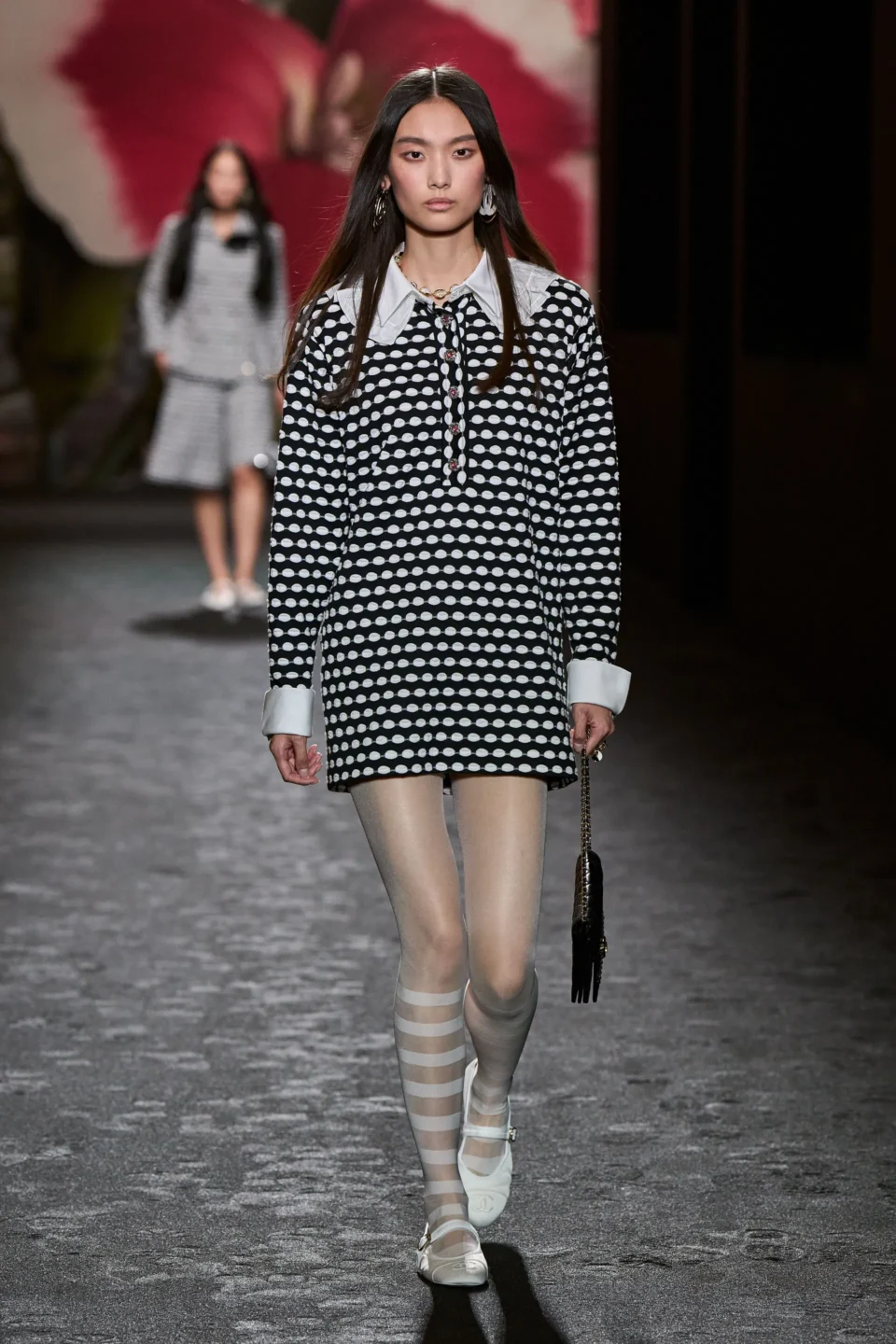 00043-chanel-spring-2024-ready-to-wear-credit-gorunway