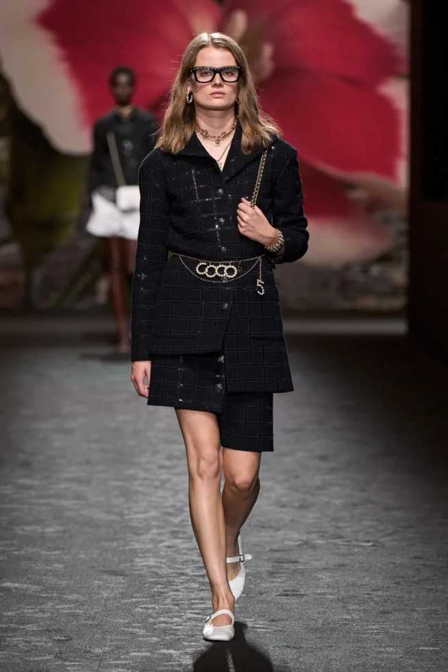 00046-chanel-spring-2024-ready-to-wear-credit-gorunway