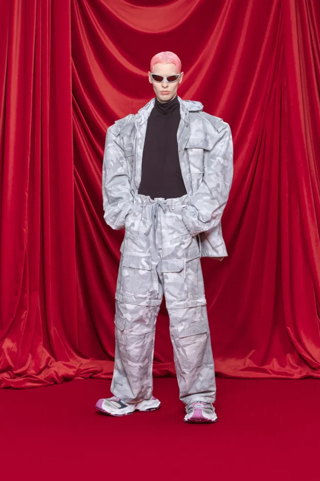 00050-balenciaga-spring-2024-ready-to-wear-credit-brand