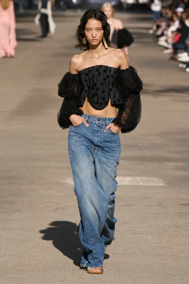 00053-stella-mccartney-spring-2024-ready-to-wear-credit-gorunway