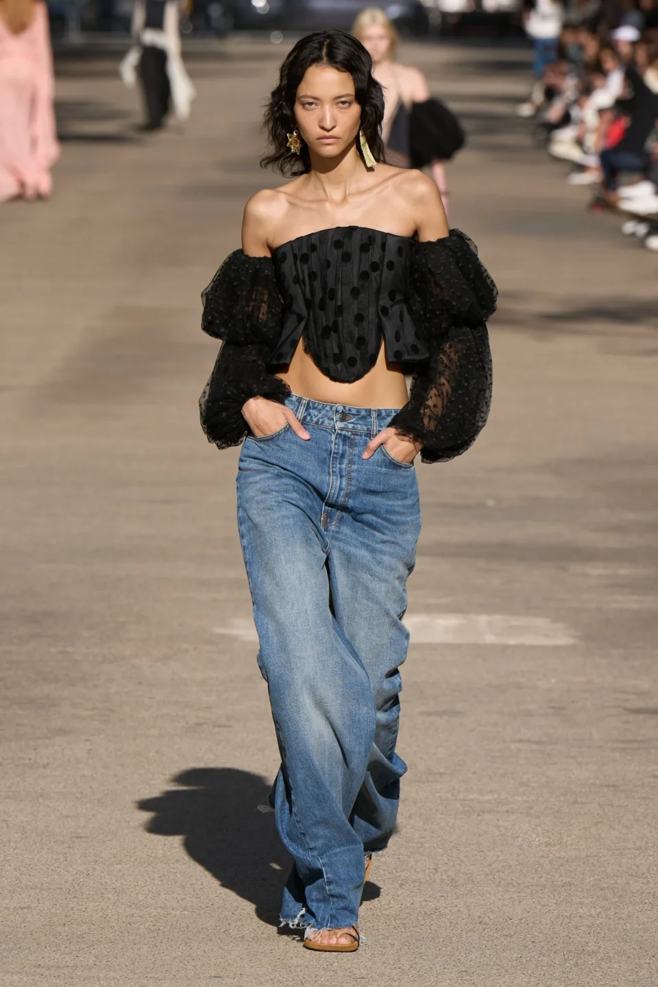 00053-stella-mccartney-spring-2024-ready-to-wear-credit-gorunway