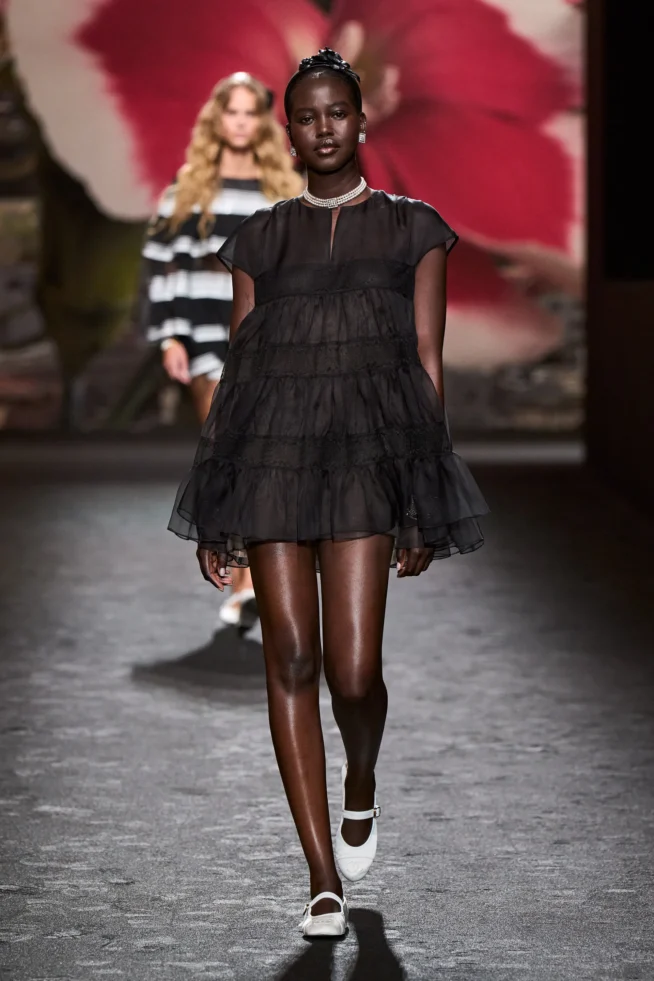 00056-chanel-spring-2024-ready-to-wear-credit-gorunway
