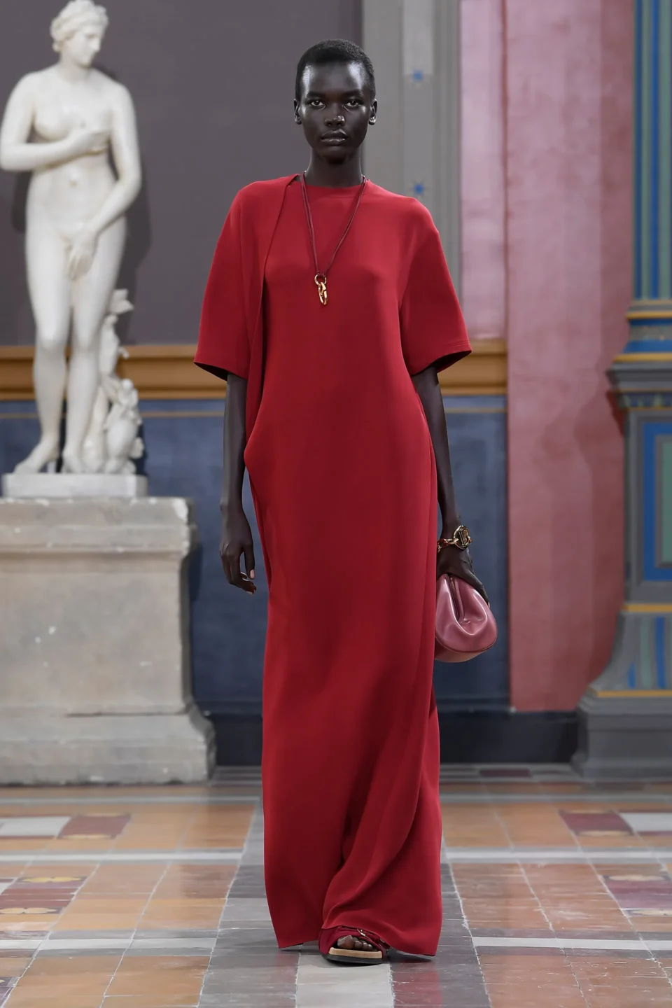00058-valentino-spring-2024-ready-to-wear-credit-brand
