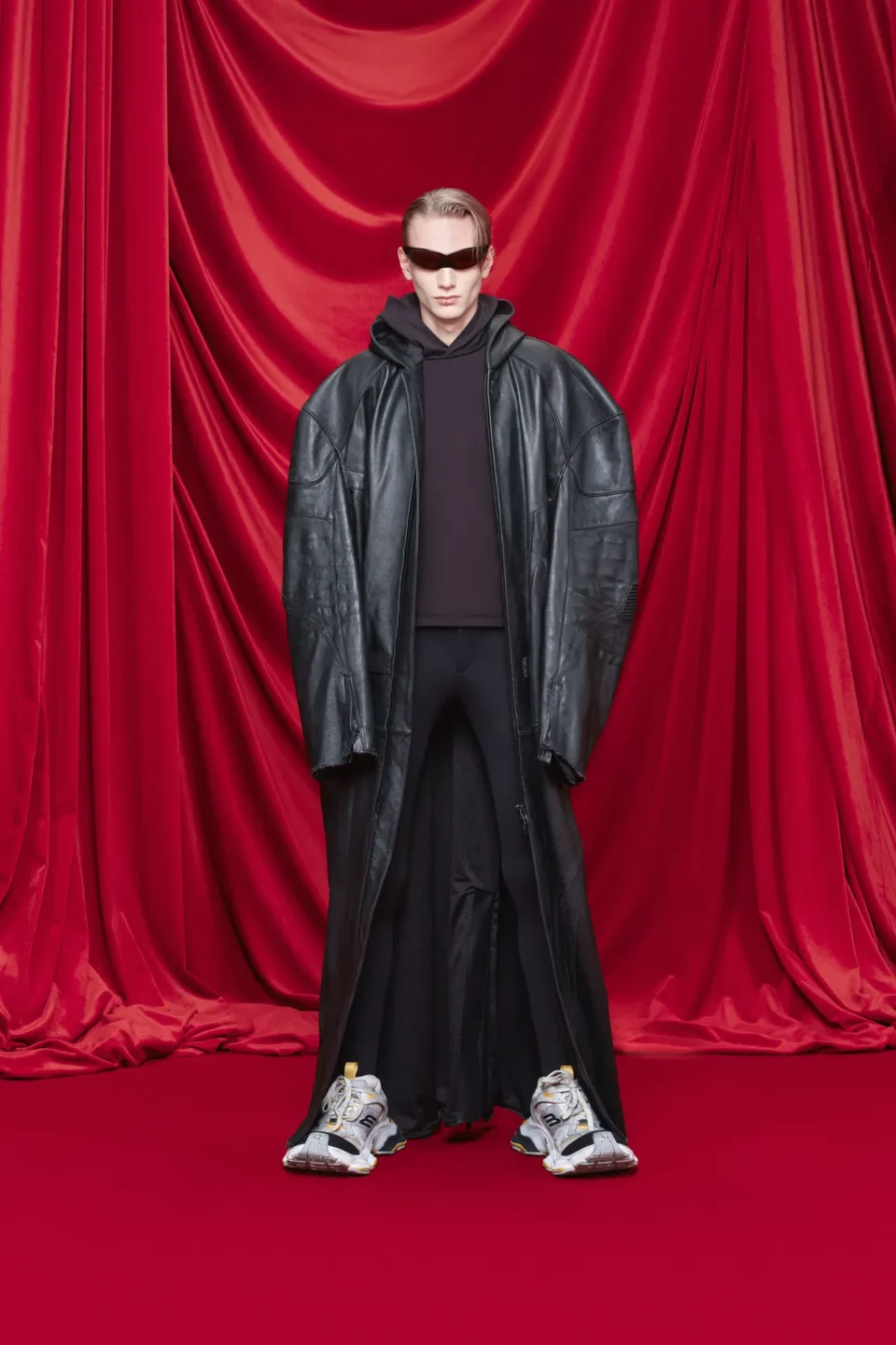 00059-balenciaga-spring-2024-ready-to-wear-credit-brand