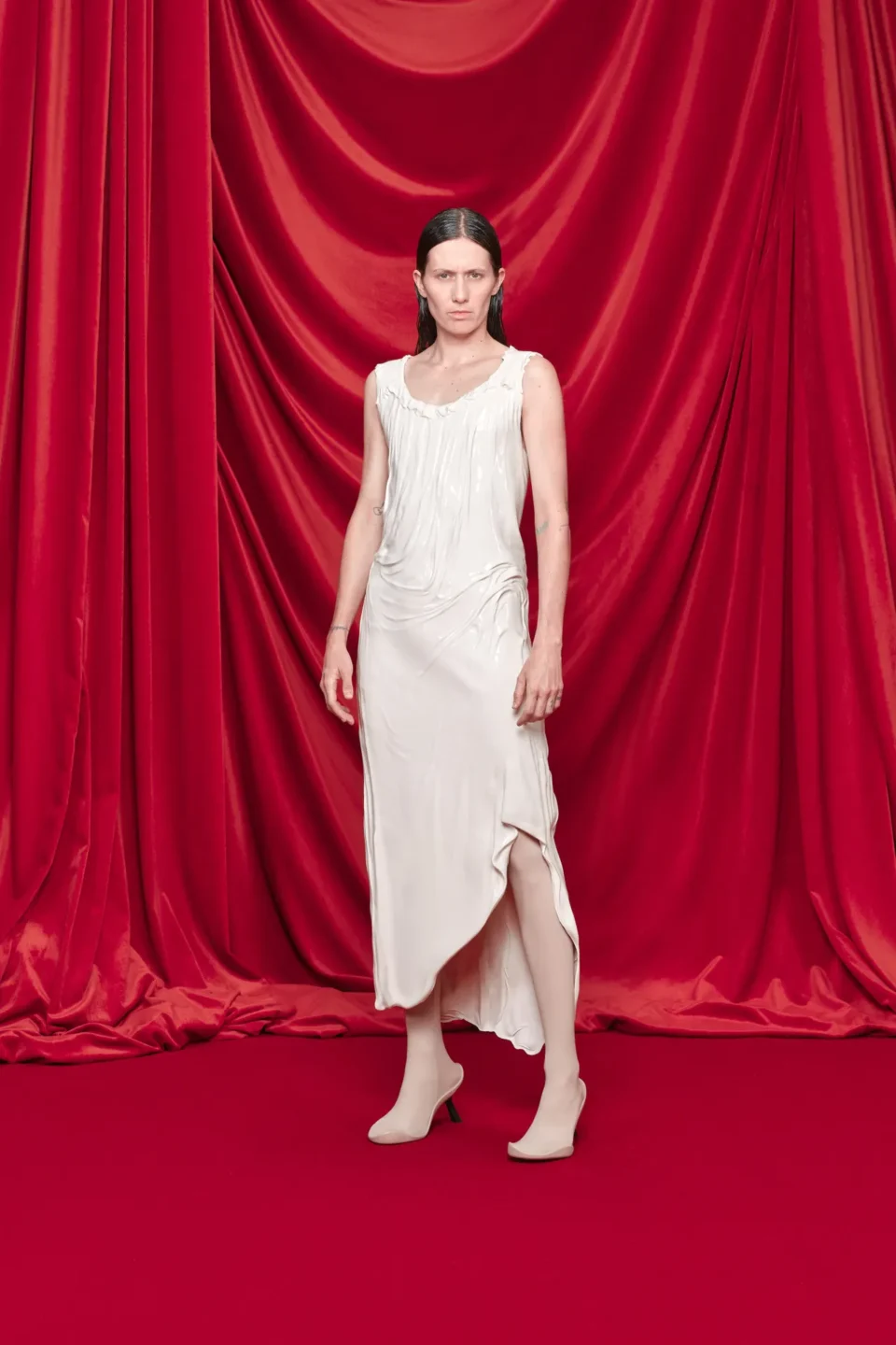 00060-balenciaga-spring-2024-ready-to-wear-credit-brand