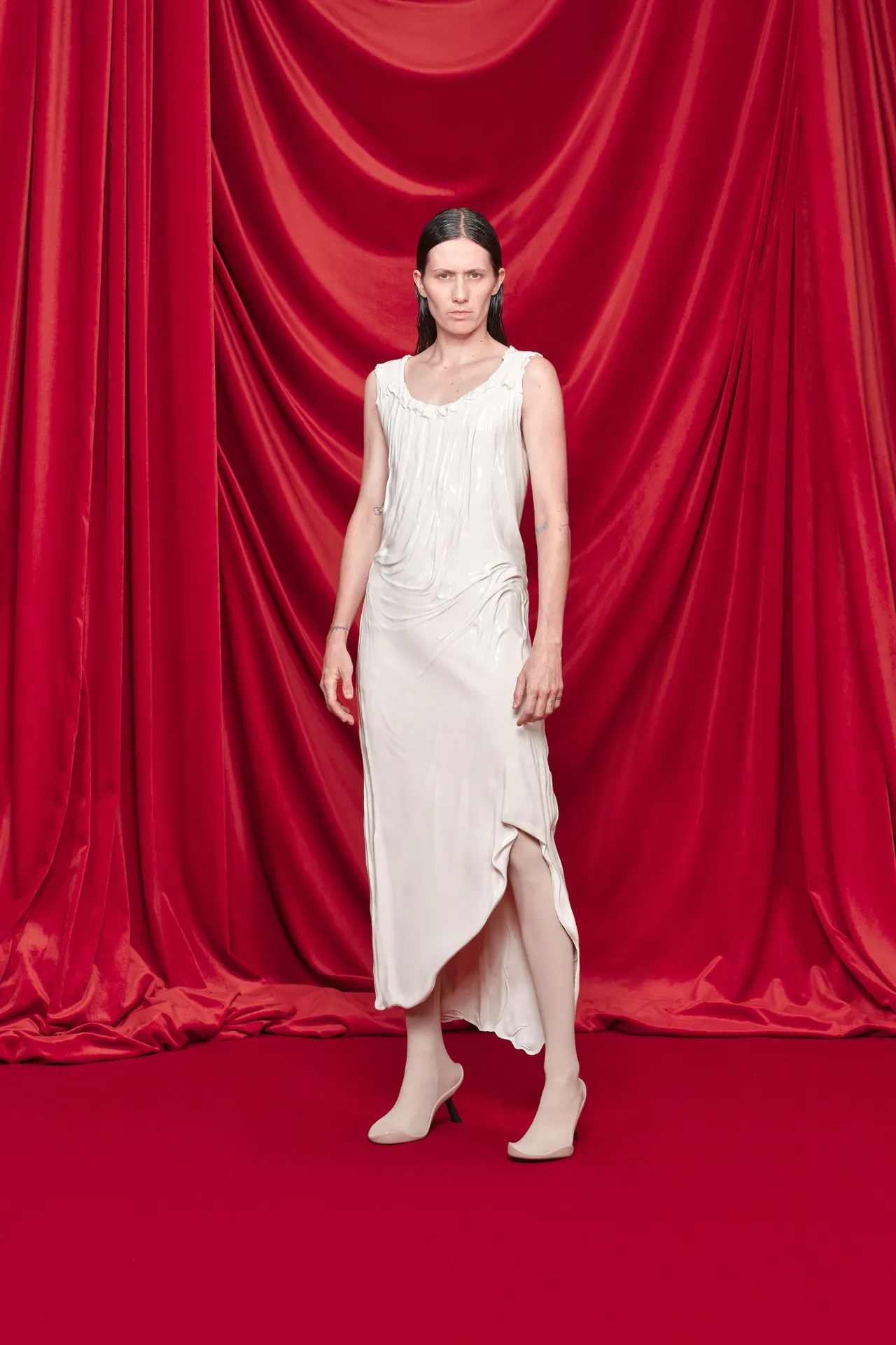 00060-balenciaga-spring-2024-ready-to-wear-credit-brand