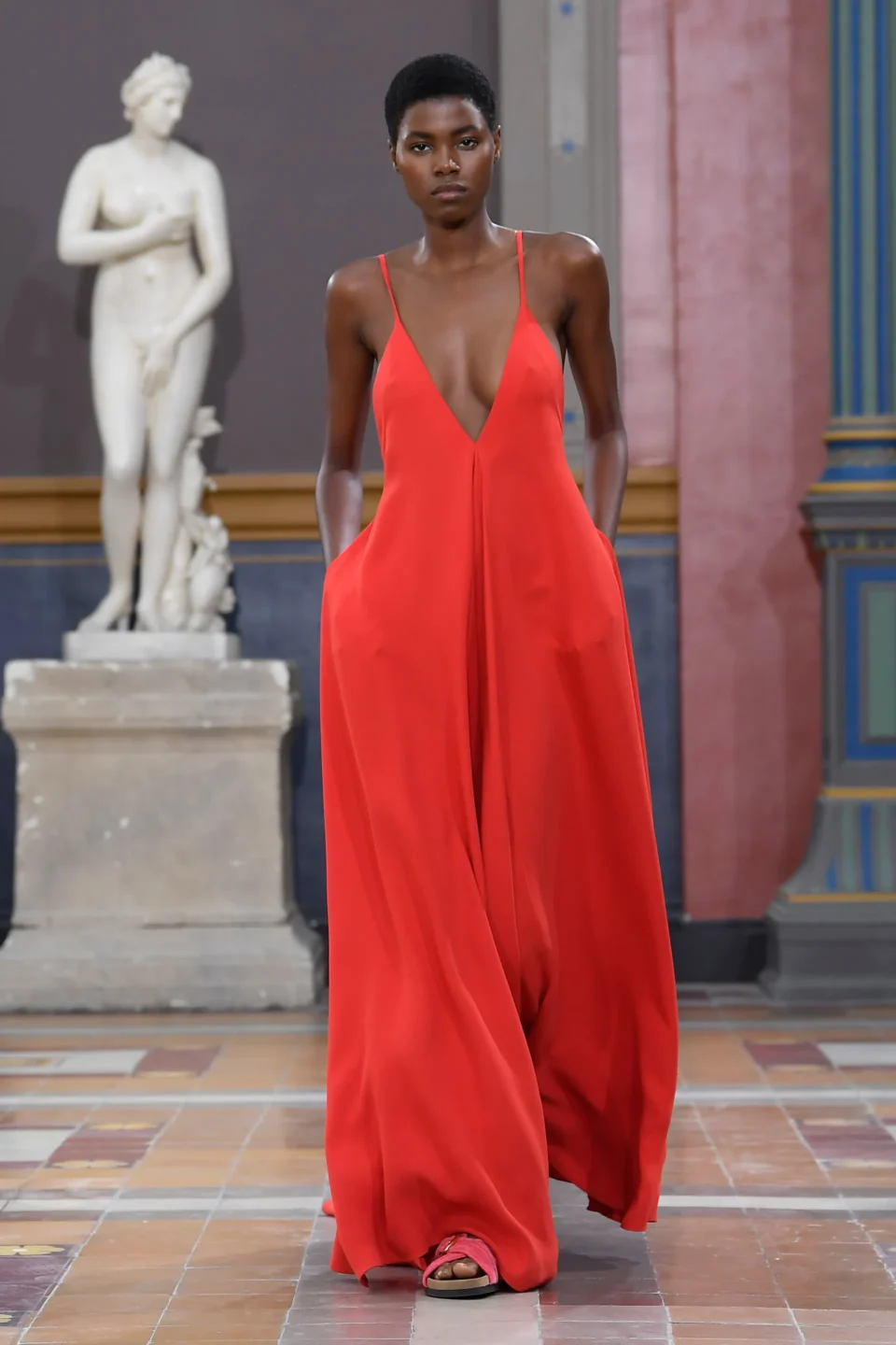 00061-valentino-spring-2024-ready-to-wear-credit-brand