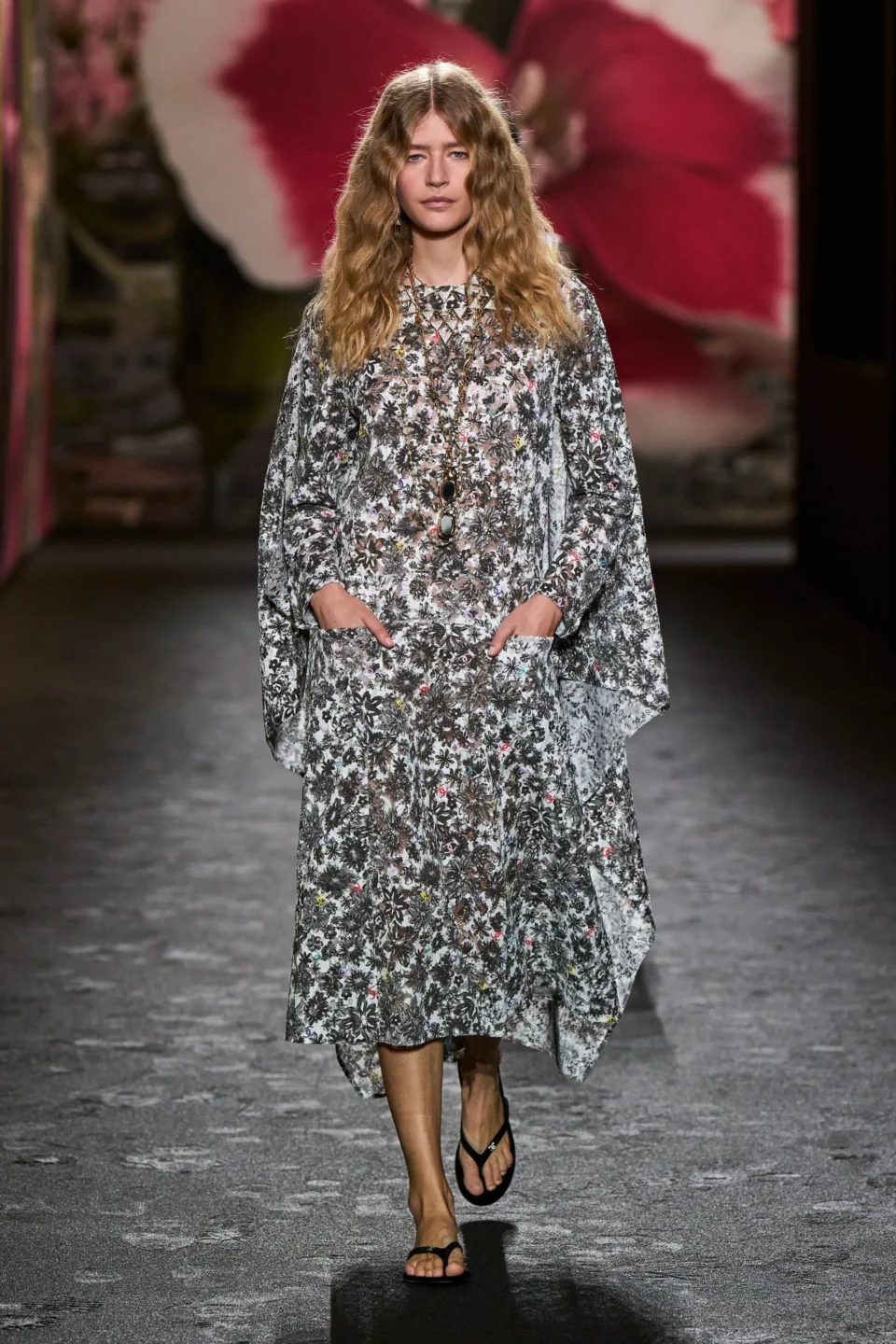 00070-chanel-spring-2024-ready-to-wear-credit-gorunway