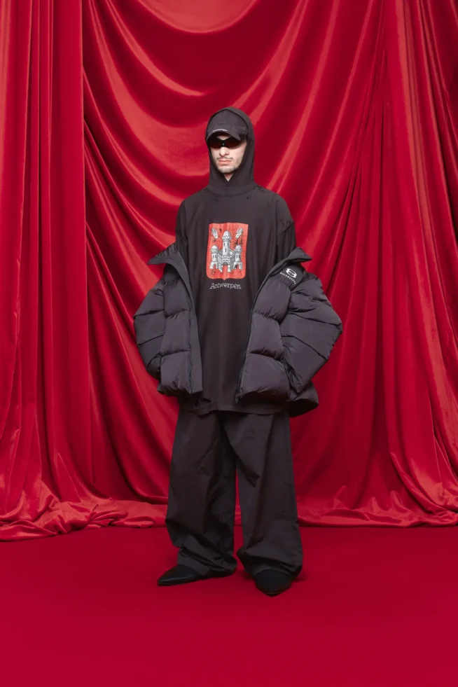 00074-balenciaga-spring-2024-ready-to-wear-credit-brand