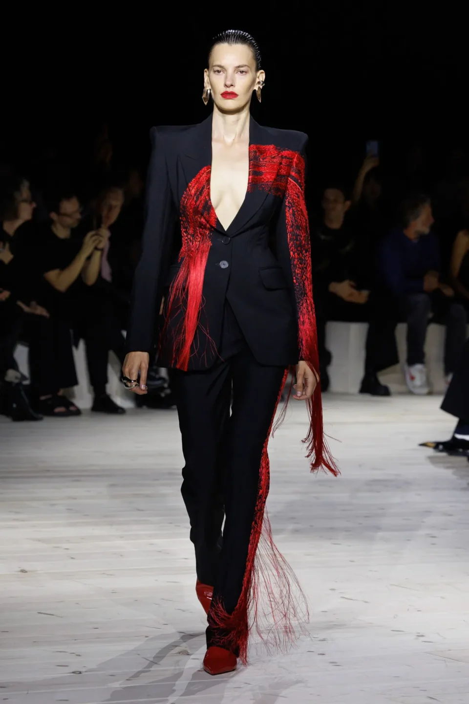 Alexander_McQueen_RTW_SS24_03