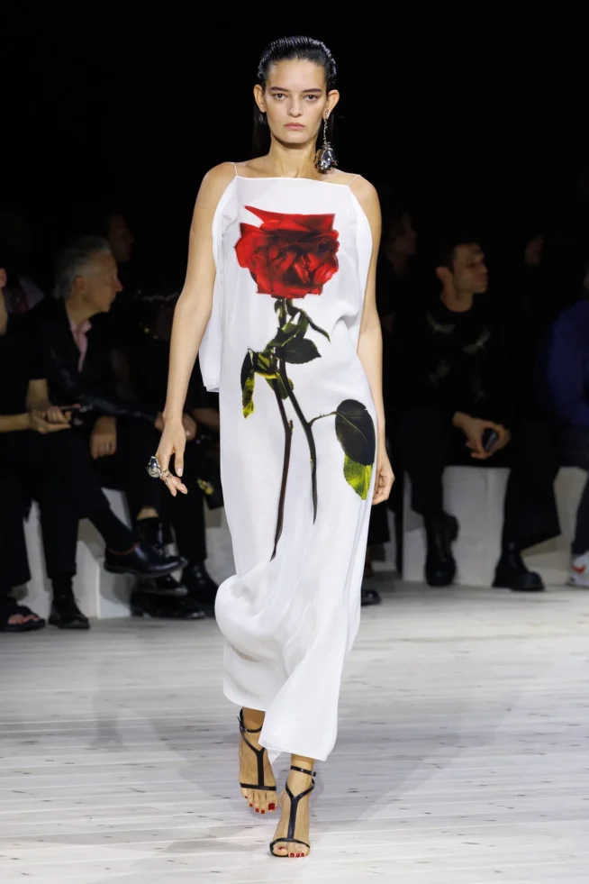 Alexander_McQueen_RTW_SS24_17