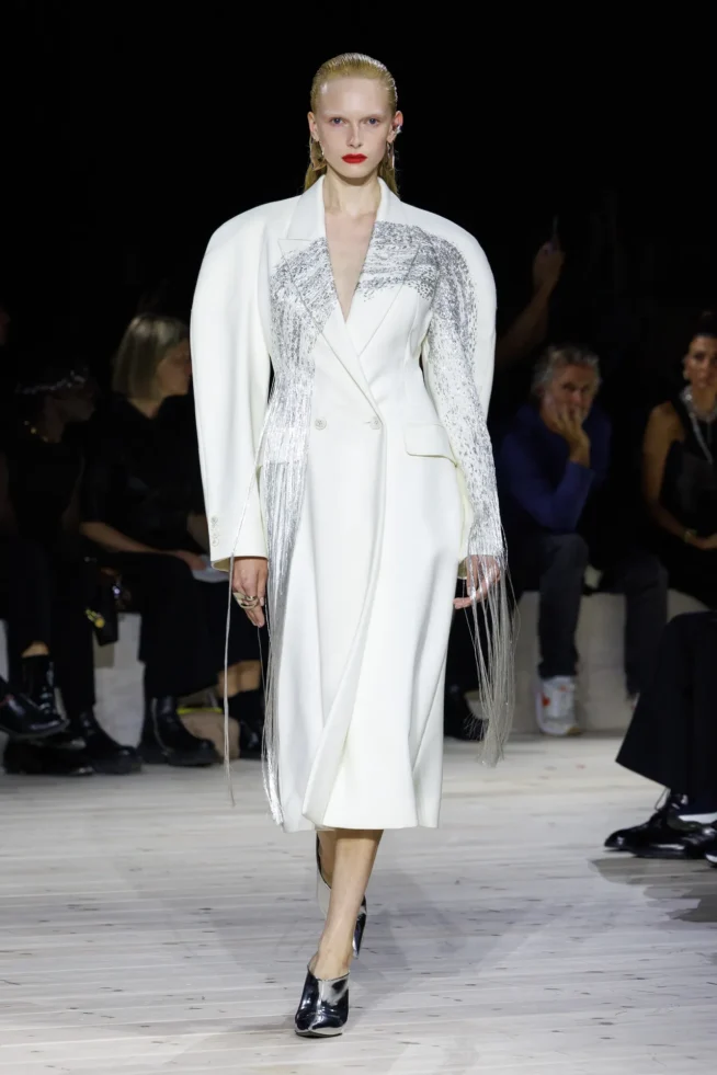 Alexander_McQueen_RTW_SS24_30