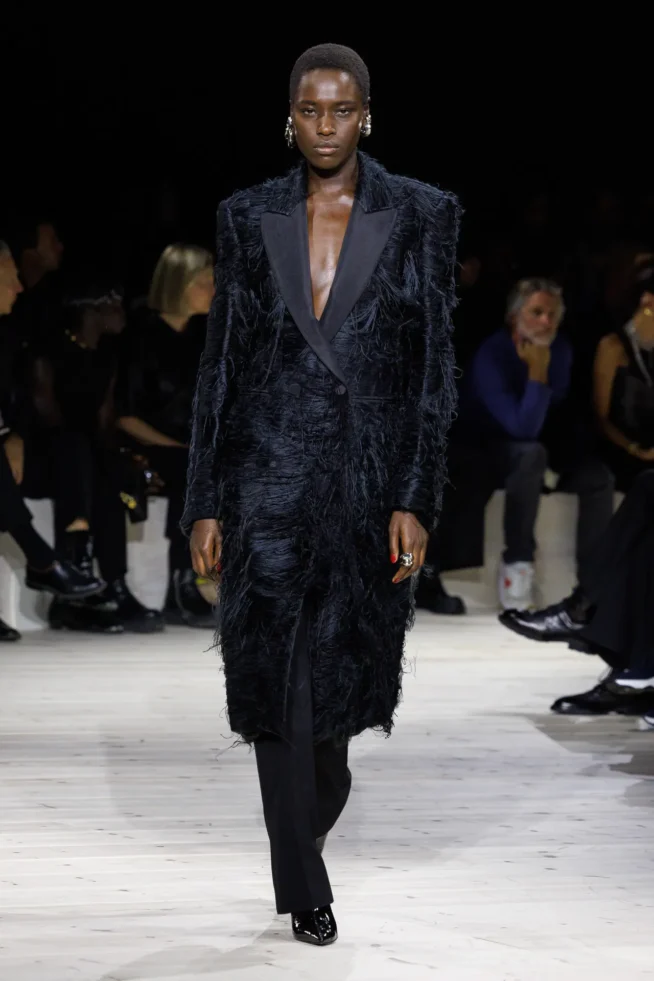 Alexander_McQueen_RTW_SS24_32