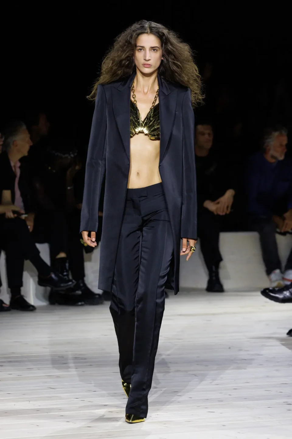 Alexander_McQueen_RTW_SS24_34