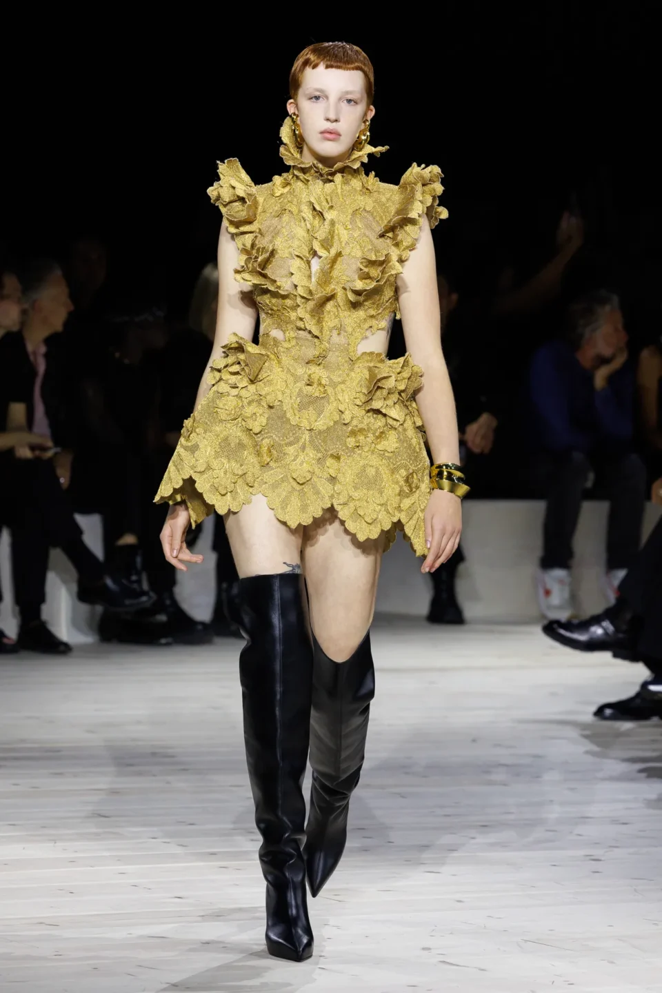 Alexander_McQueen_RTW_SS24_36