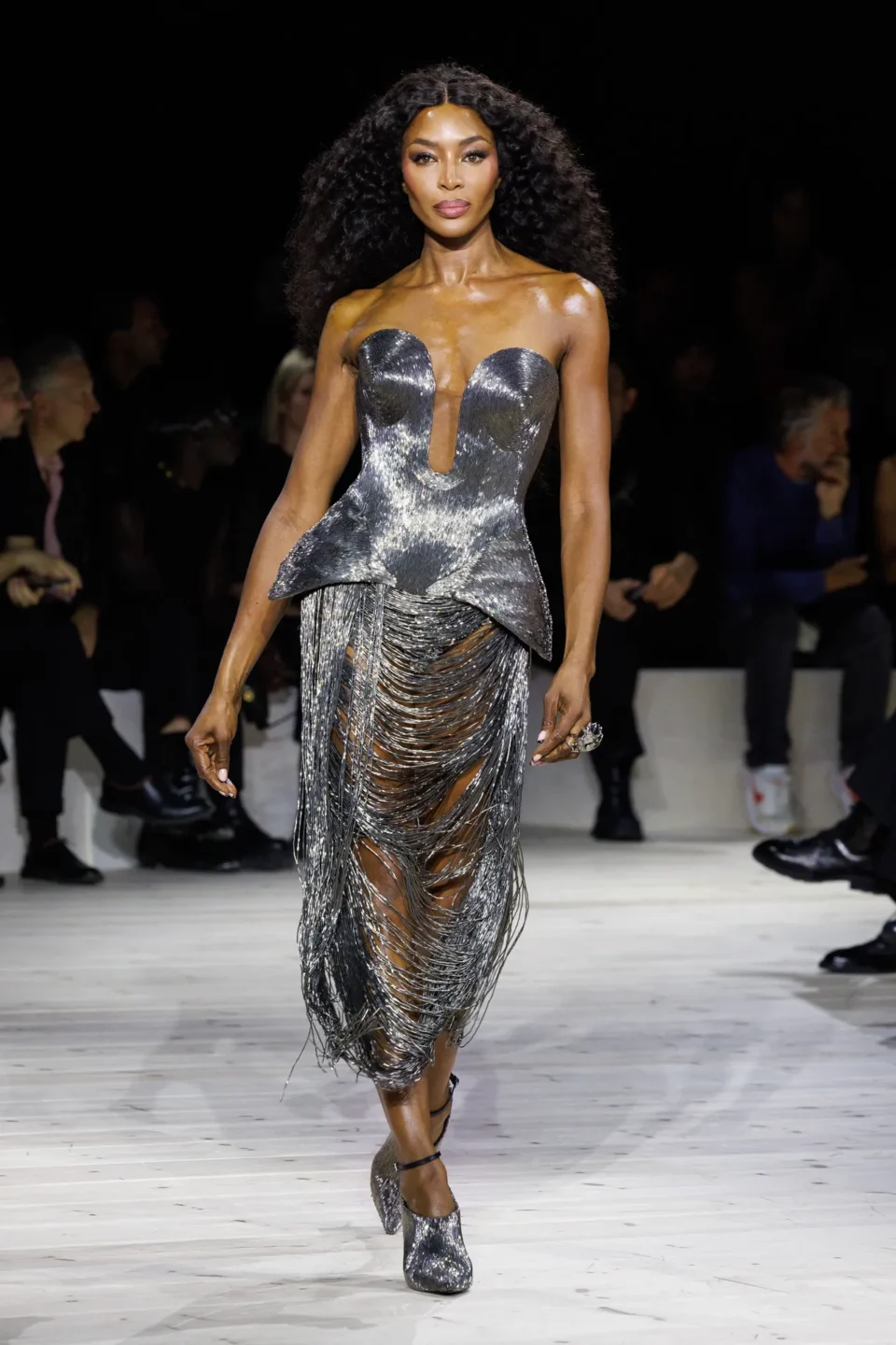 Alexander_McQueen_RTW_SS24_45
