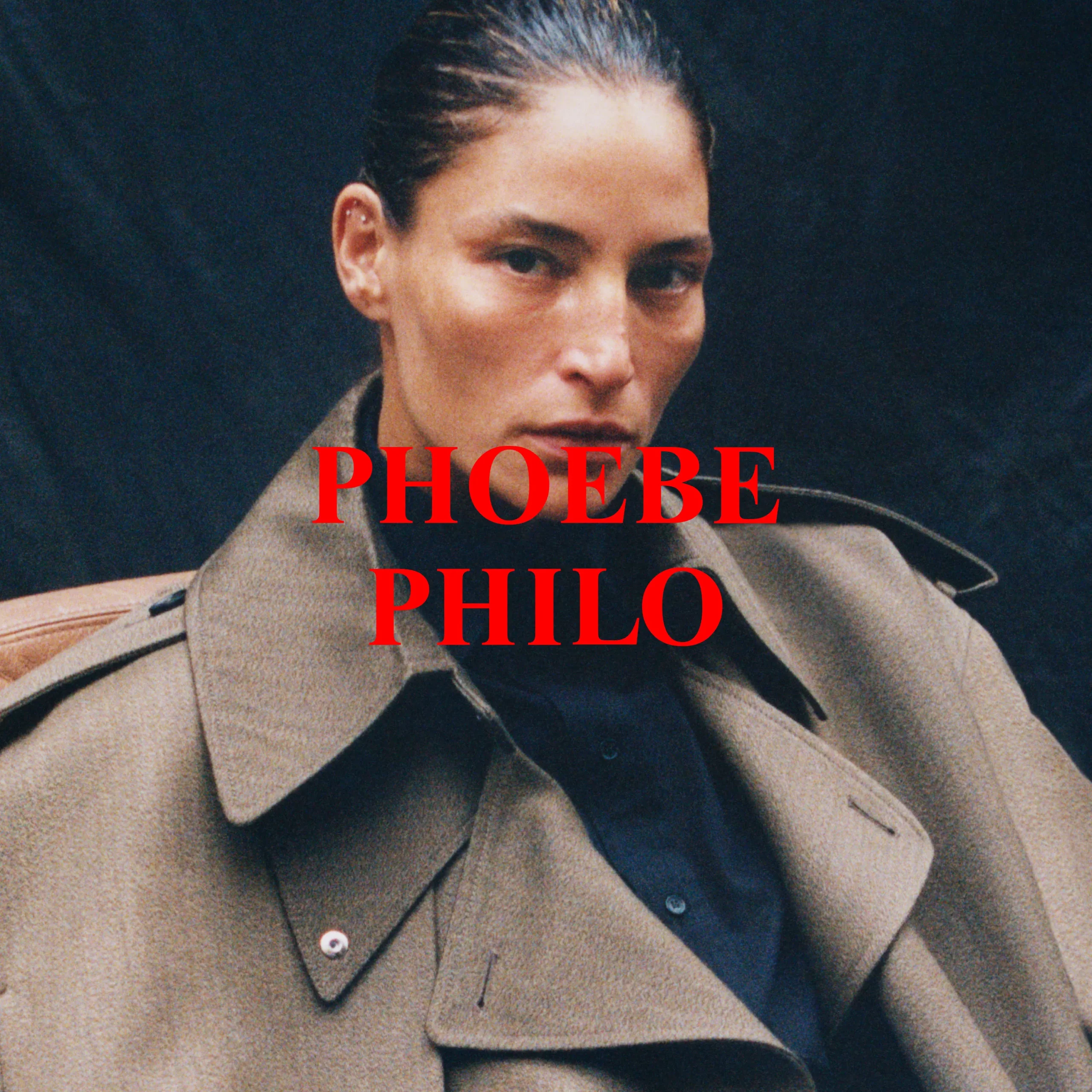Phoebe Philo revela primeira coleção de sua marca homônima
A ex-diretora criativa da Celine e da Chloé apresentou 150 peças feitas em quantidades limitadas seguindo seus padrões de moda sustentável.