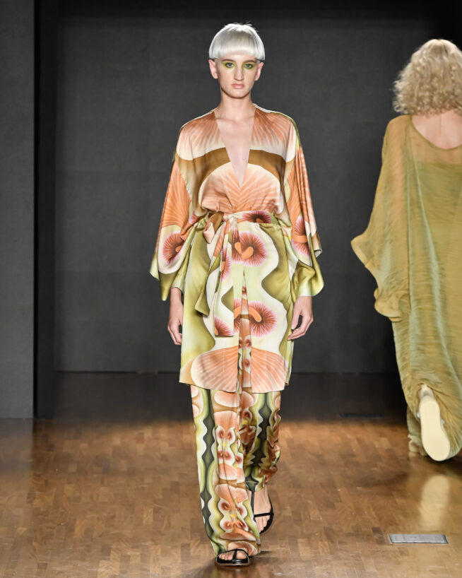 Marina Bitu

SPFW N56

Foto: Ze Takahashi/ @agfotosite