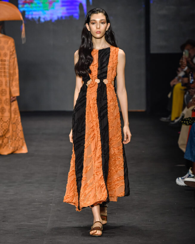 Santa Resistencia

SPFW N56

Foto: Ze Takahashi/ @agfotosite