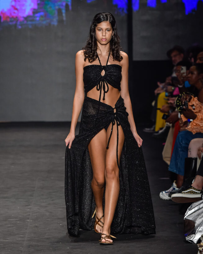 Santa Resistencia

SPFW N56

Foto: Ze Takahashi/ @agfotosite