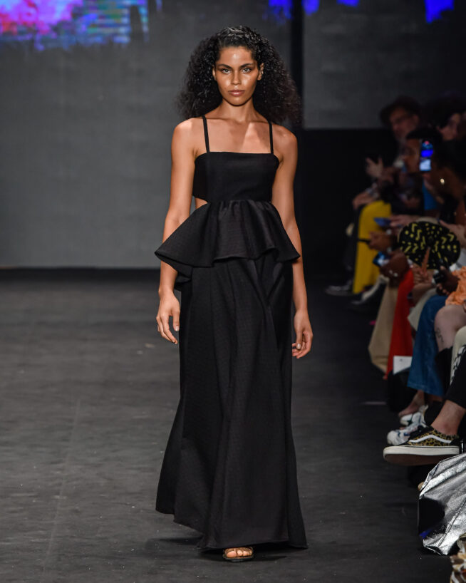 Santa Resistencia

SPFW N56

Foto: Ze Takahashi/ @agfotosite