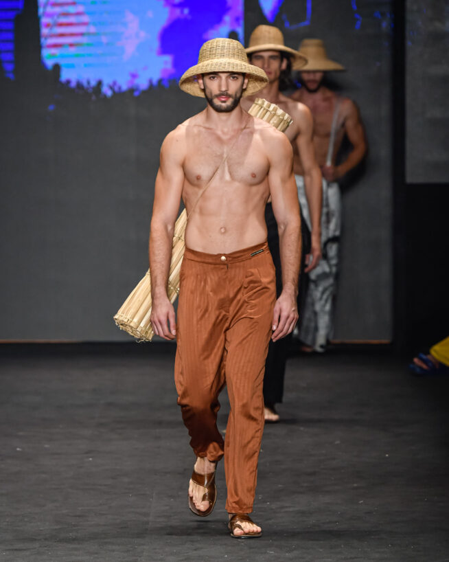 Santa Resistencia

SPFW N56

Foto: Ze Takahashi/ @agfotosite