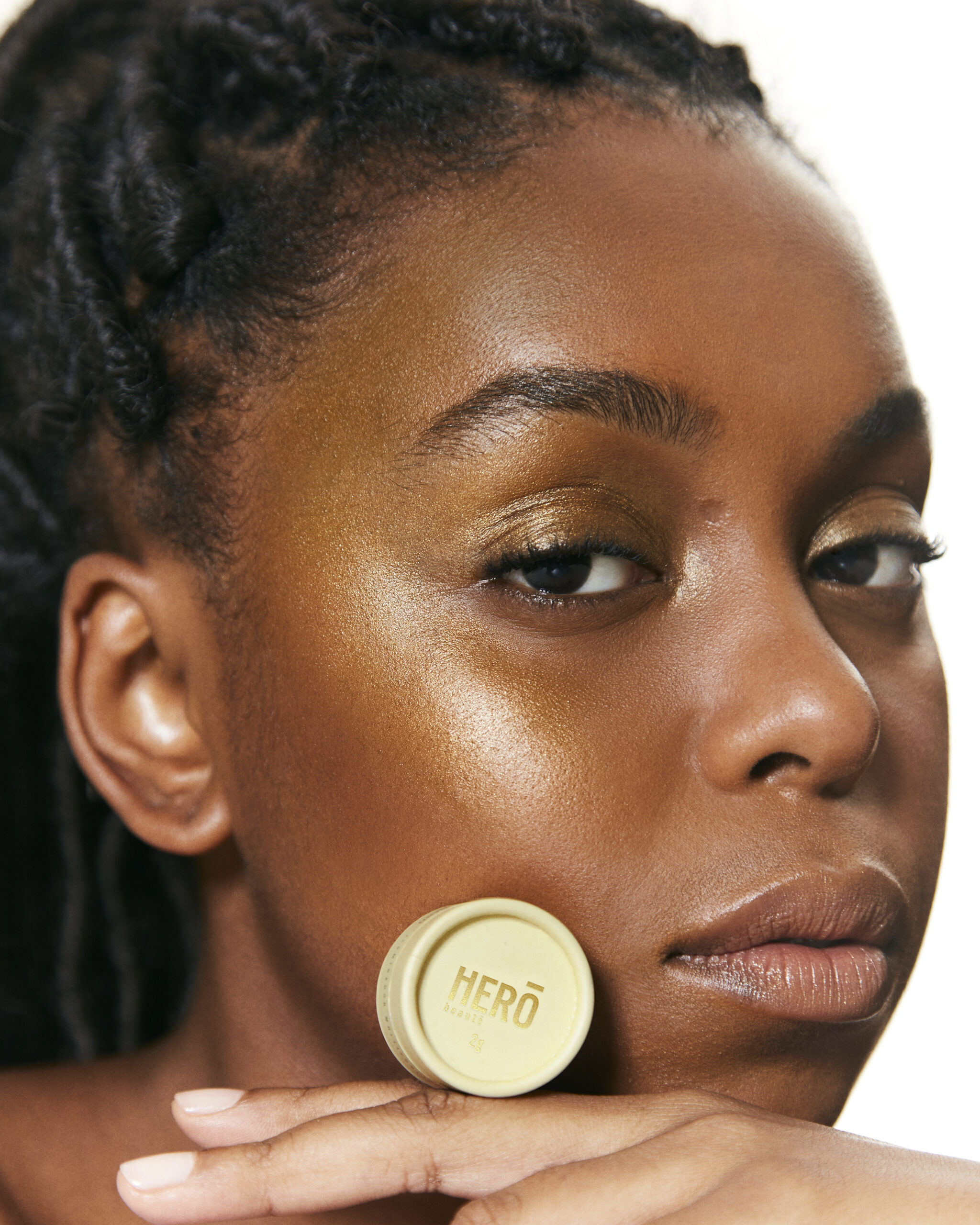 Herô Beauté amplia suas linhas de skincare e maquiagem
Com novos produtos, fórmulas exclusivas e preços reduzidos, a marca celebra o fim de ano em grande estilo.