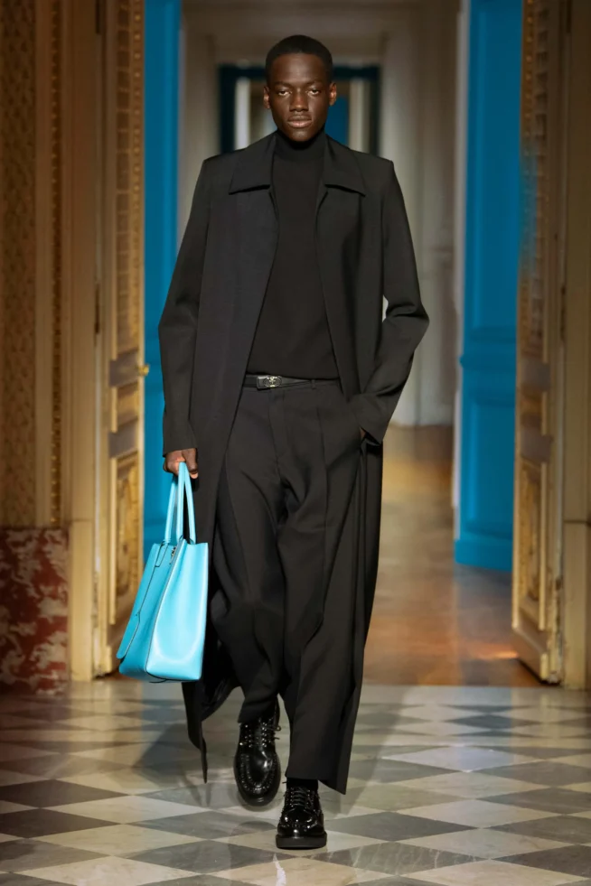 00002-valentino-fall-2024-mens-credit-brand