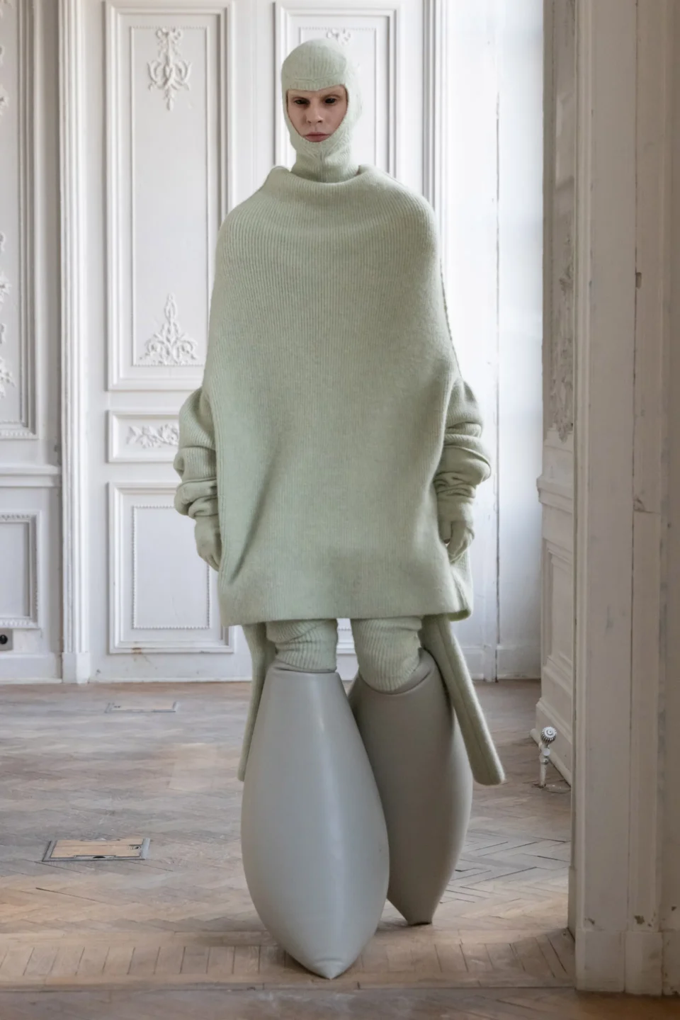 00007-rick-owens-fall-2024-menswear-credit-owenscorp