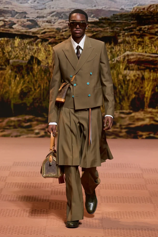 00008-louis-vuitton-fall-2024-menswear-credit-gorunway