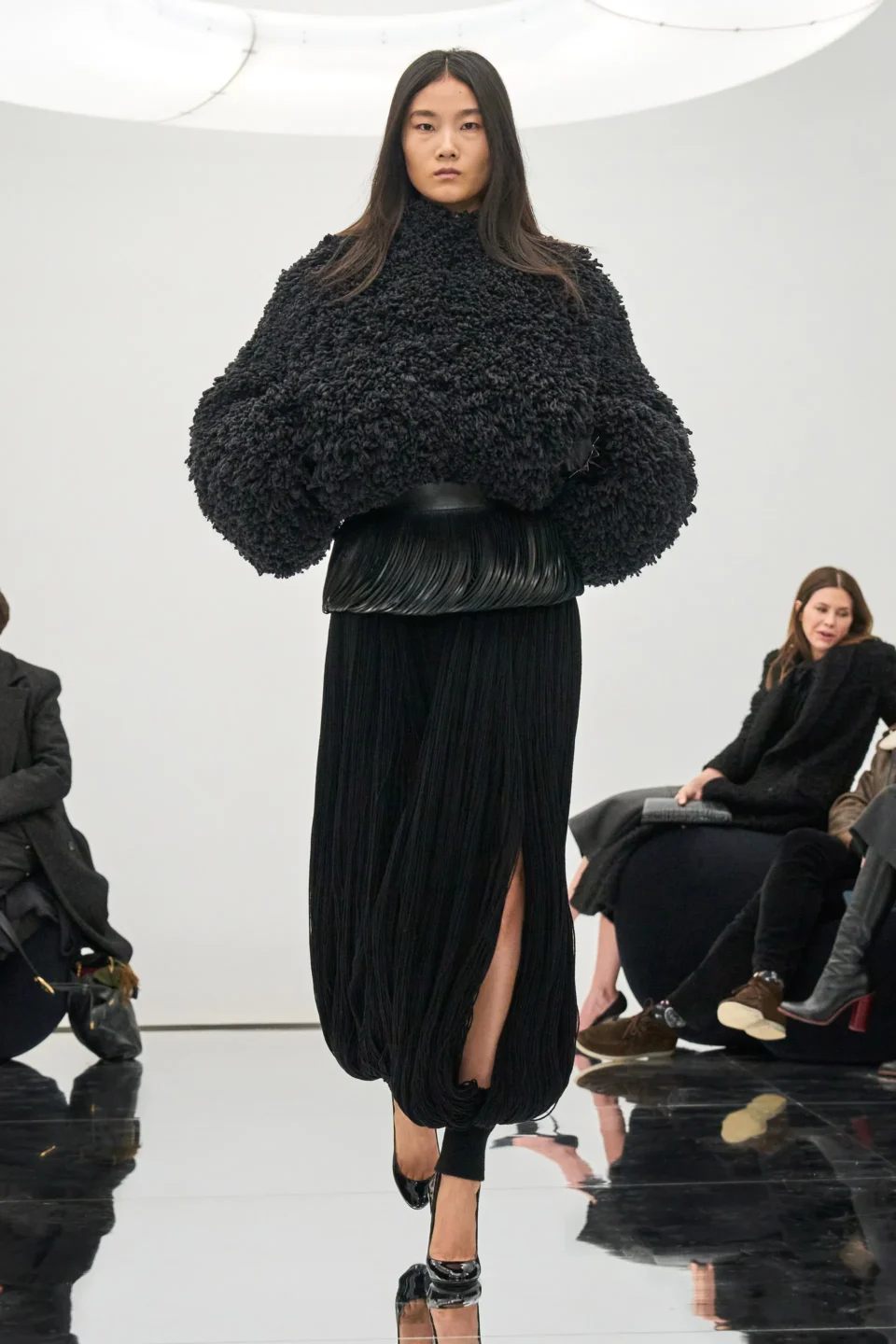 00009-alaia-fall-2024-ready-to-wear-credit-brand