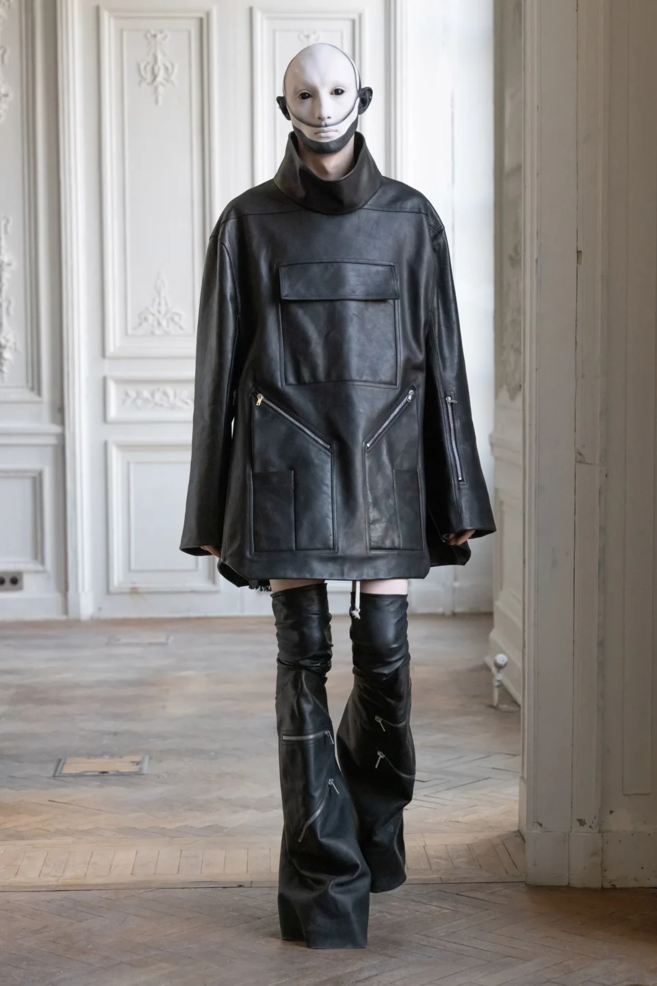 00010-rick-owens-fall-2024-menswear-credit-owenscorp