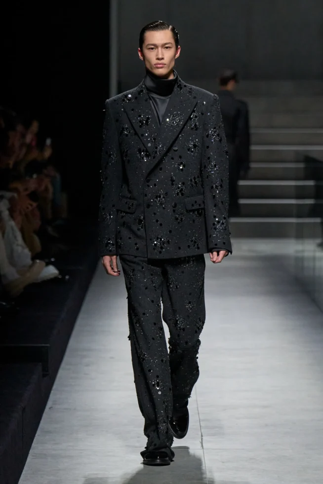 00011-dolce-and-gabbana-fall-2024-menswear-credit-gorunway