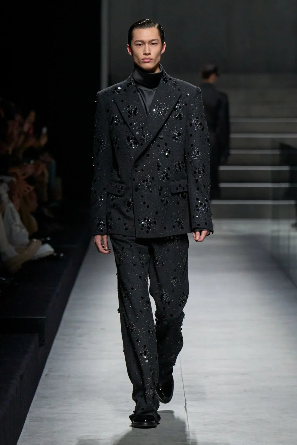 00011-dolce-and-gabbana-fall-2024-menswear-credit-gorunway