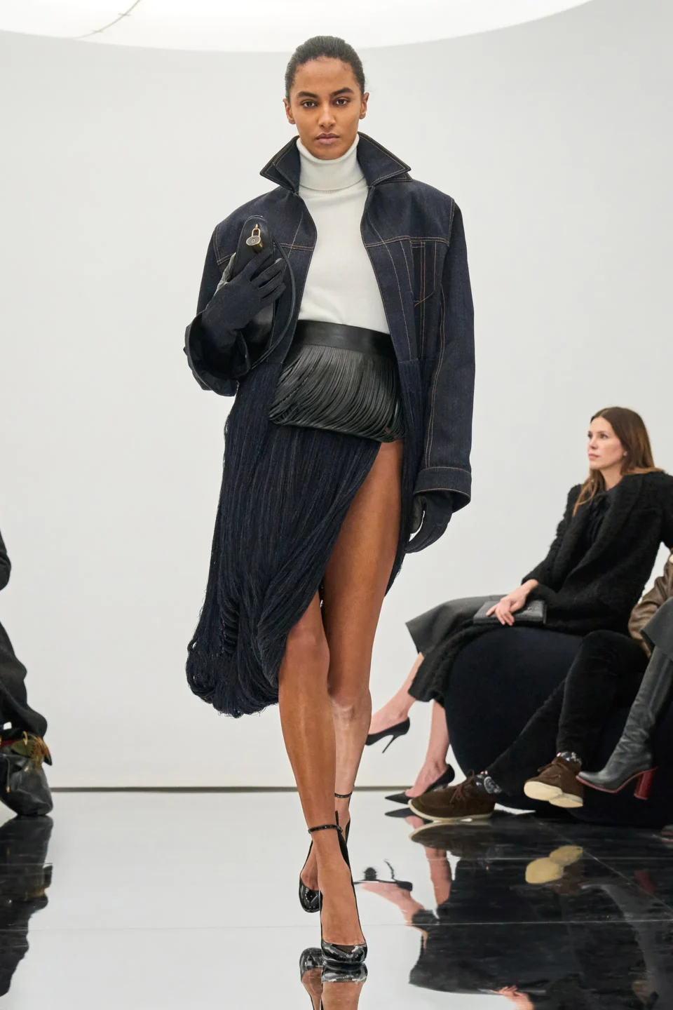 00016-alaia-fall-2024-ready-to-wear-credit-brand
