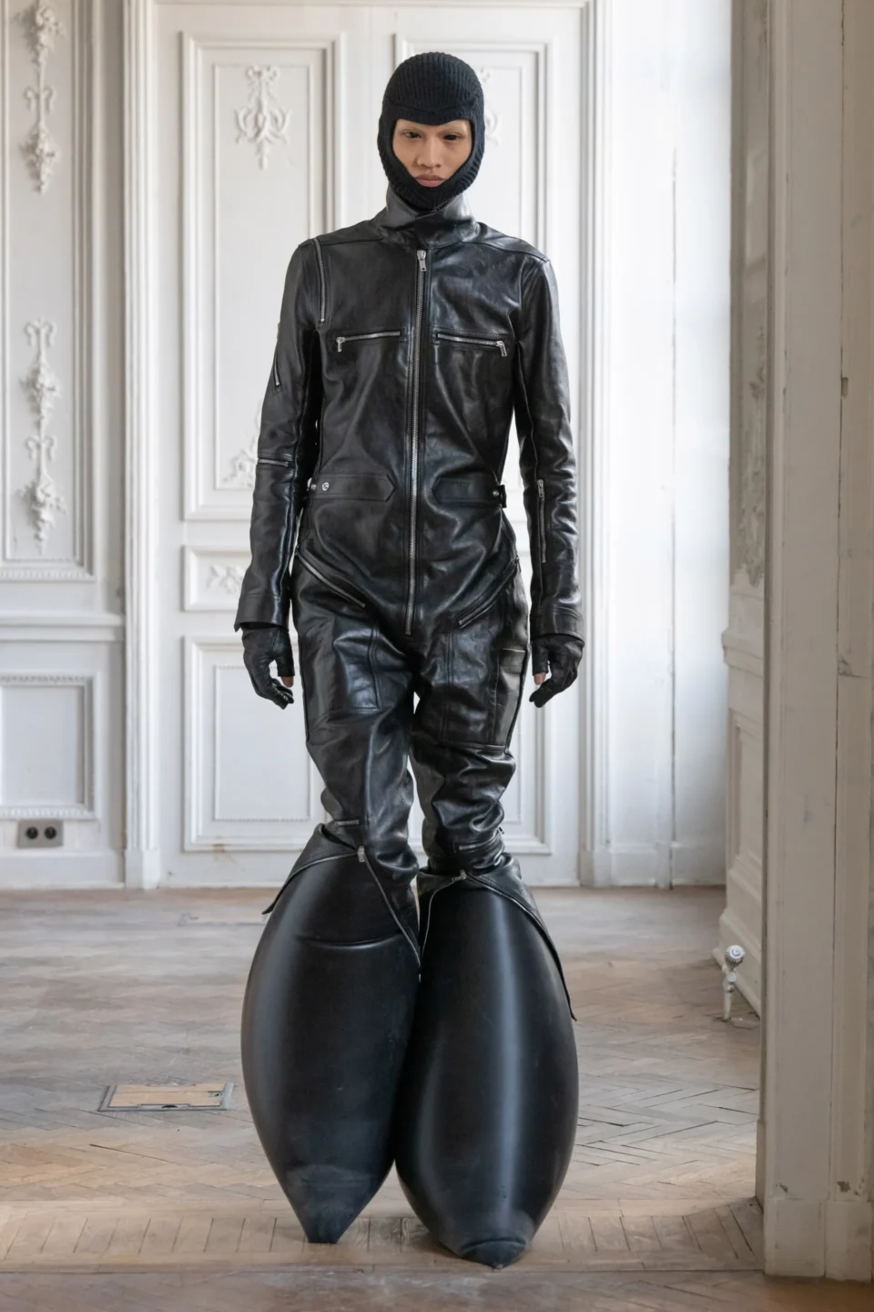 00017-rick-owens-fall-2024-menswear-credit-owenscorp