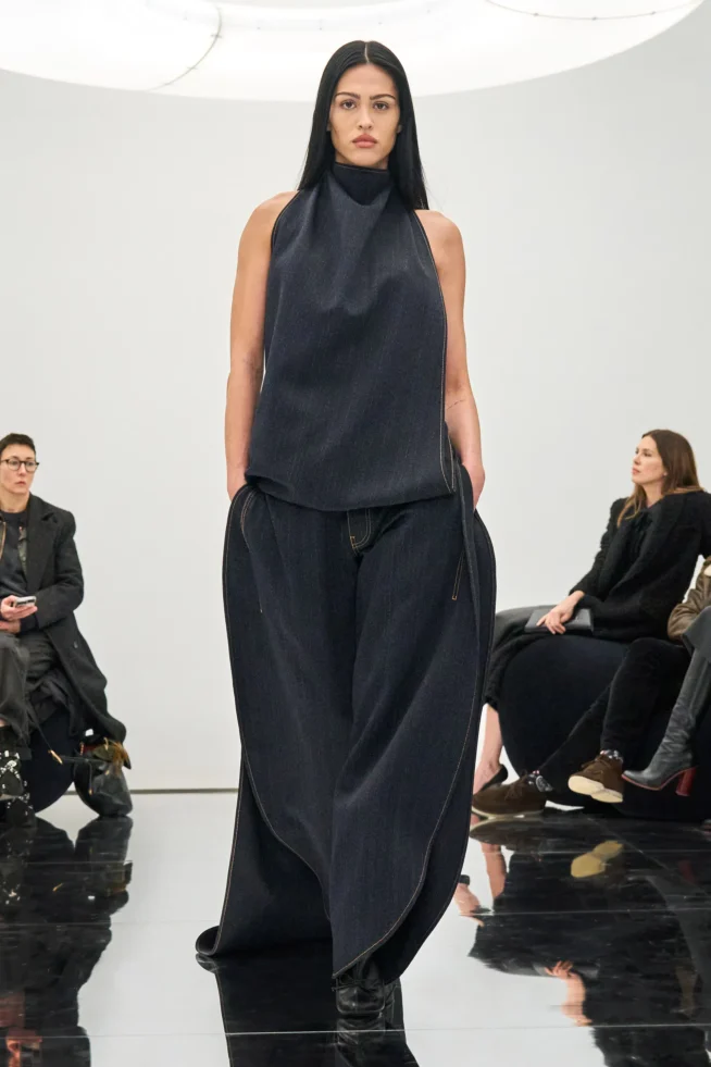 00018-alaia-fall-2024-ready-to-wear-credit-brand