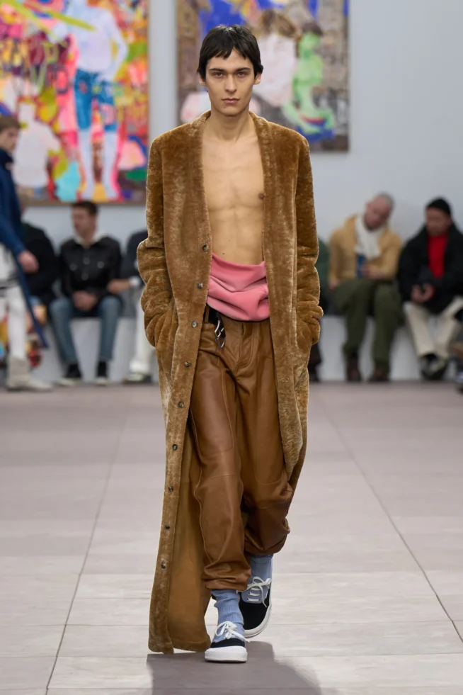 00018-loewe-fall-2024-mens-credit-gorunway