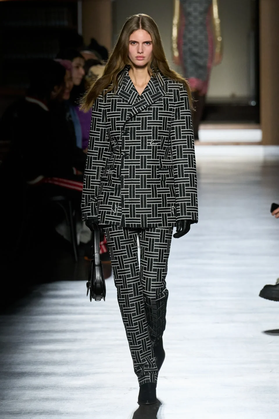 00019-kenzo-fall-2024-mens-credit-gorunway
