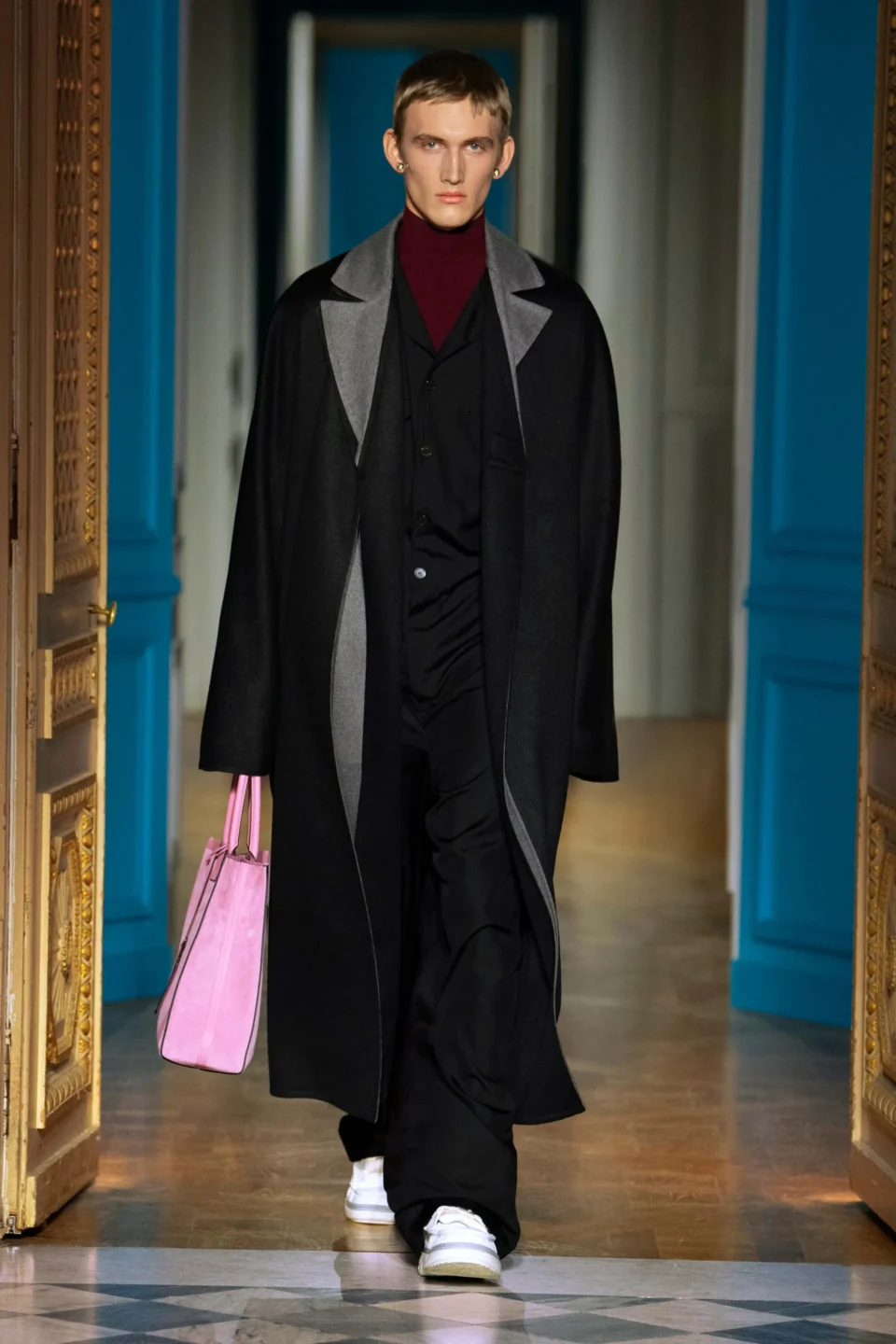 00020-valentino-fall-2024-mens-credit-brand