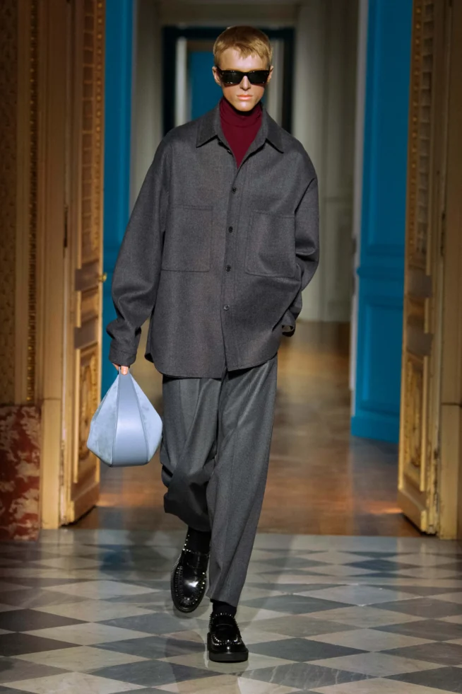 00023-valentino-fall-2024-mens-credit-brand