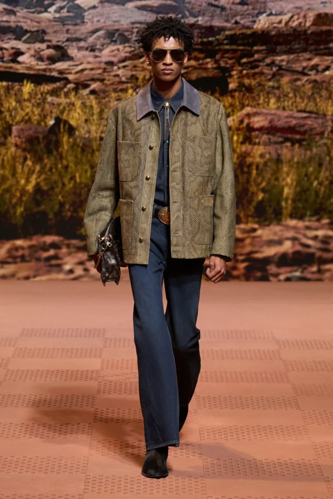00024-louis-vuitton-fall-2024-menswear-credit-gorunway