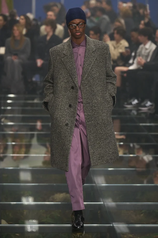 00024-prada-fall-2024-menswear-credit-gorunway